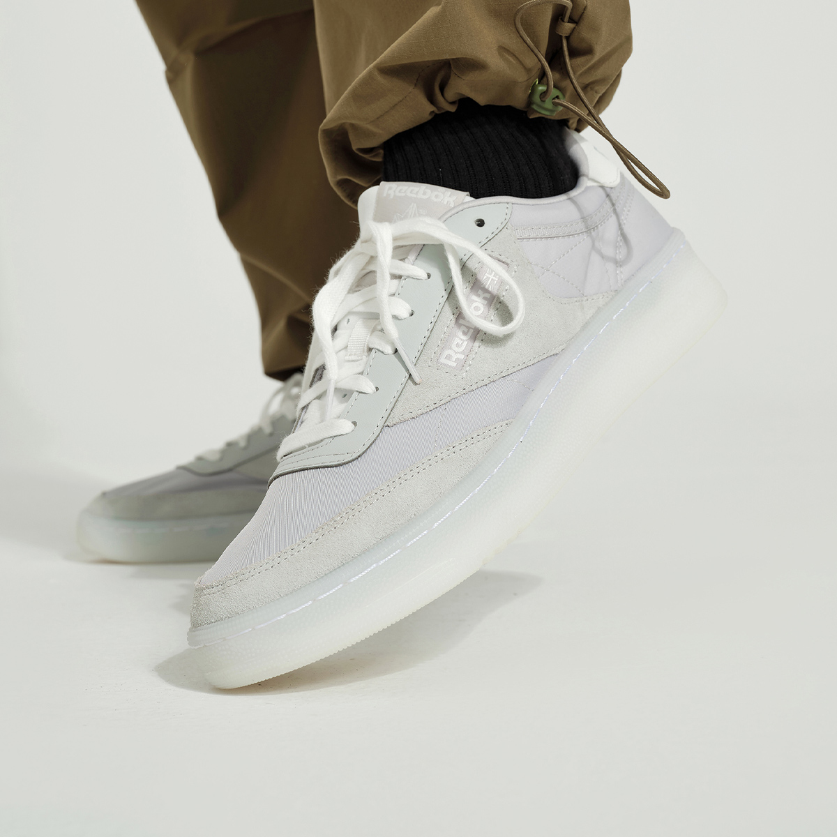 Reebok Low top Skateboard Shoe - đánh giá và giá Men Shoes Reebok